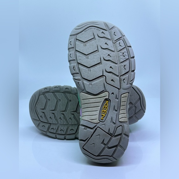 Keen Youth Newport H2 in Katydid/African Violet Sandals Sz 1 - Picture 4 of 6